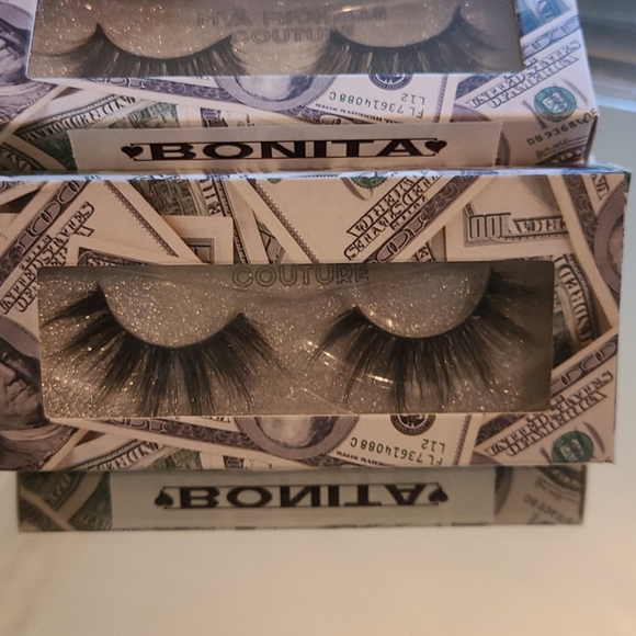 Mink Lashes - Picture 1 of 1